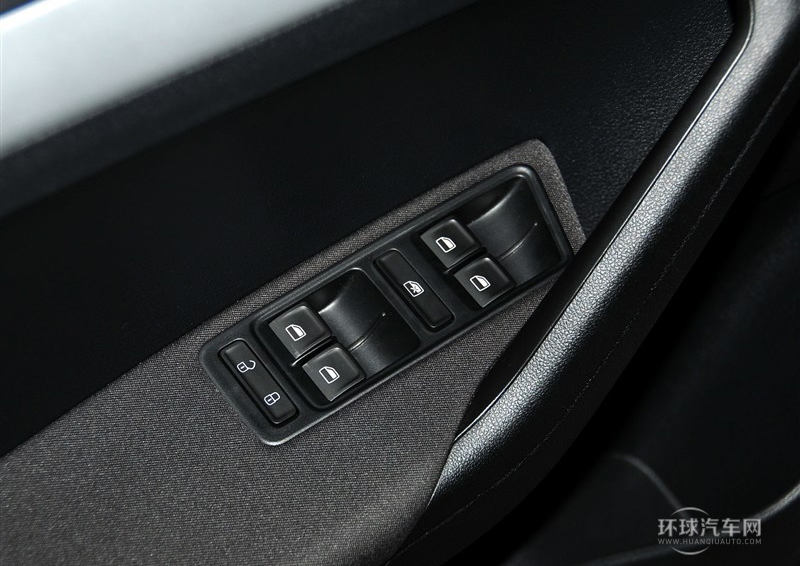 2013款 1.4L 手動舒適型