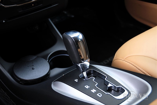 2013款 3.6L 四驅旗艦版