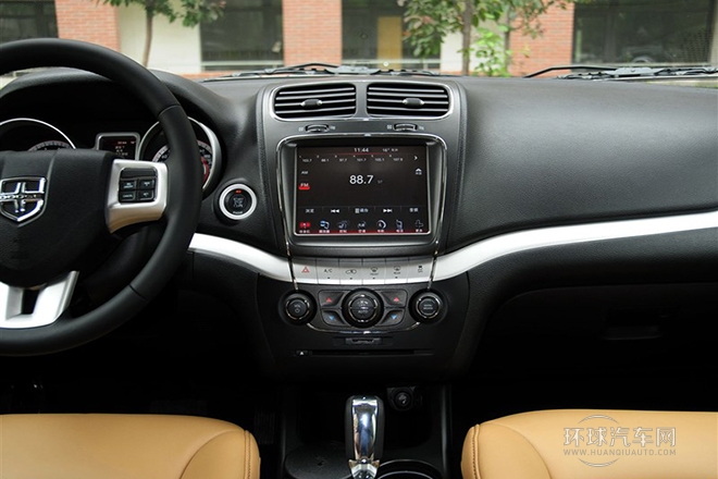 2013款 3.6L 四驅旗艦版