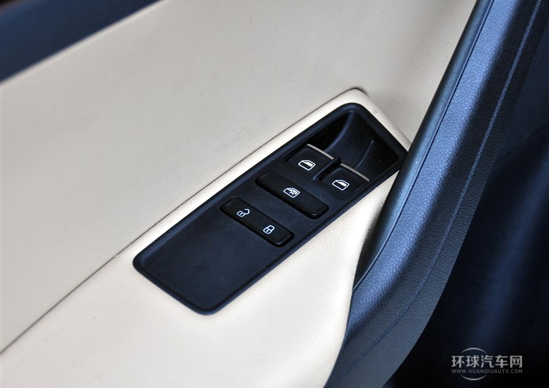 2013款 1.6L 手動(dòng)豪華型