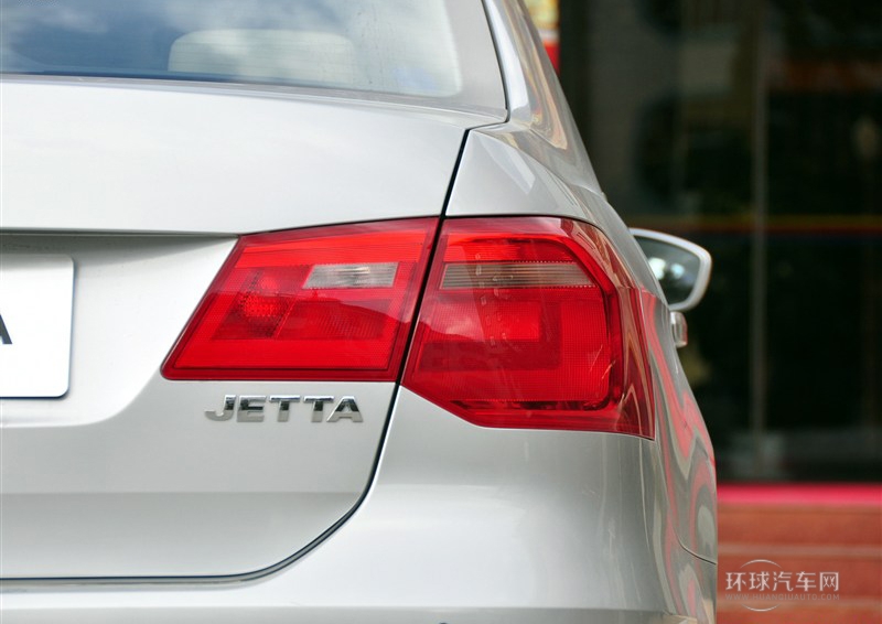 2013款 1.6L 手動豪華型