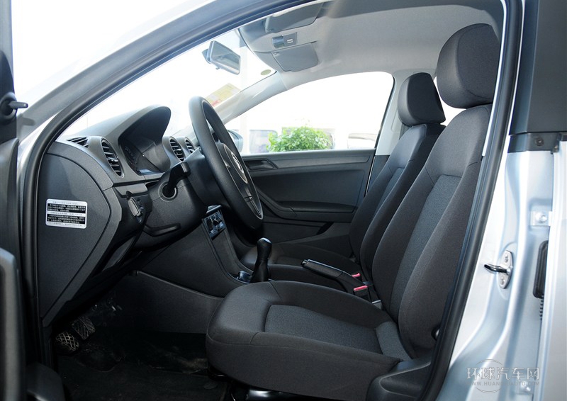 2013款 1.6L 手動時尚型