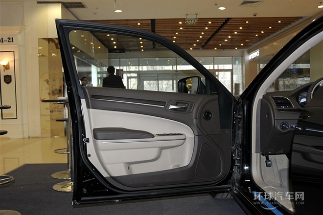 2013款 3.6L 尊享版