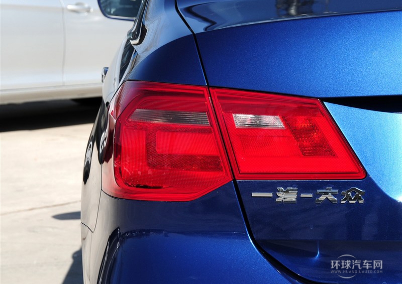 2013款 1.6L 手動舒適型