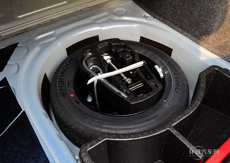 2013款 1.6L 自動豪華型