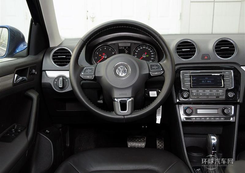2013款 1.6L 自動(dòng)豪華型