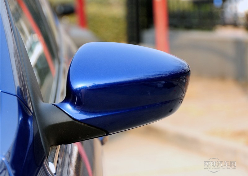 2013款 1.6L 自動豪華型