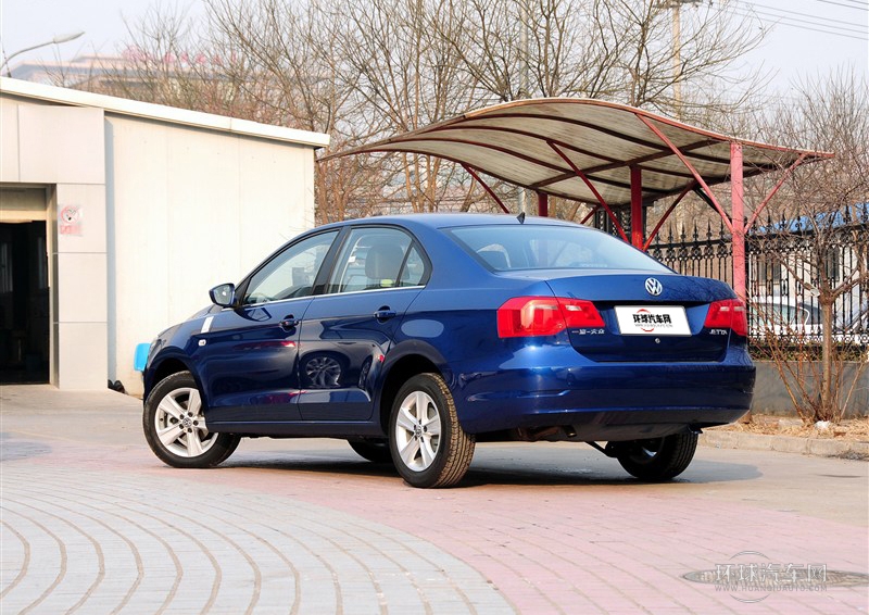 2013款 1.6L 自動(dòng)豪華型