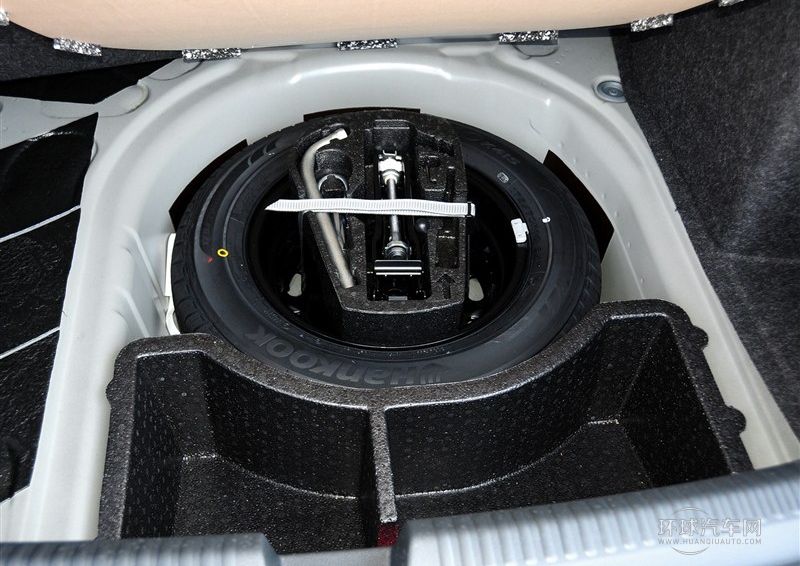 2013款 1.6L 自動時尚型