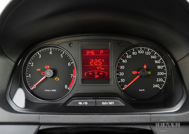 2013款 1.6L 自動時尚型