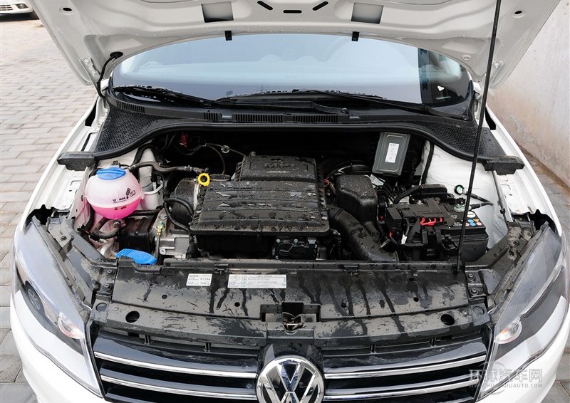 2013款 1.6L 自動舒適型