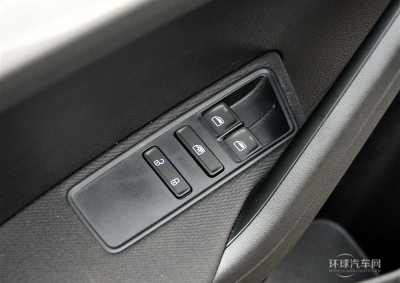 2013款 1.6L 自動(dòng)舒適型