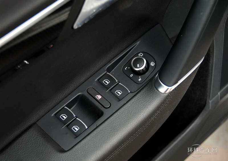 2013款 1.8TSI 豪華型