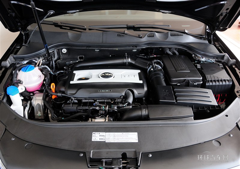 2013款 1.8TSI 尊貴型