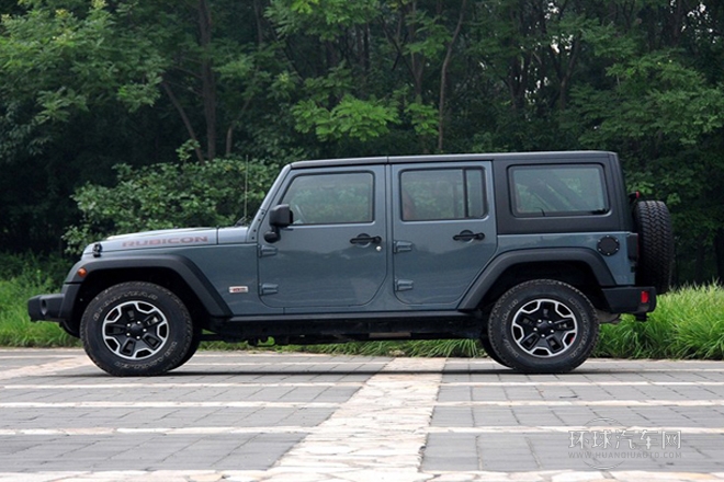 2013款 3.6L 四門十周年紀(jì)念版