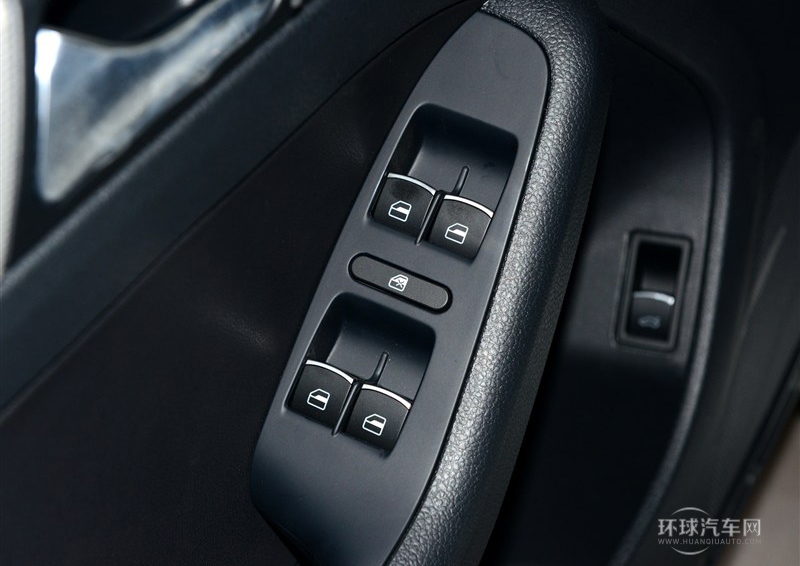 2014款 1.4TSI 手動豪華型