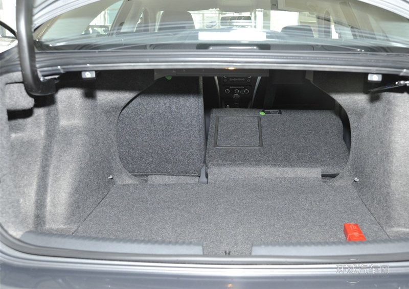 2014款 1.6L 手動時尚型