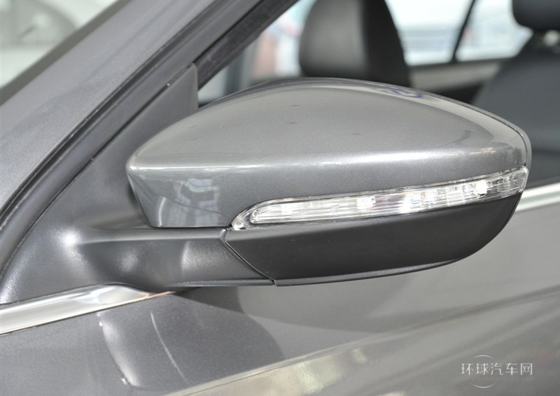 2014款 1.6L 手動時尚型