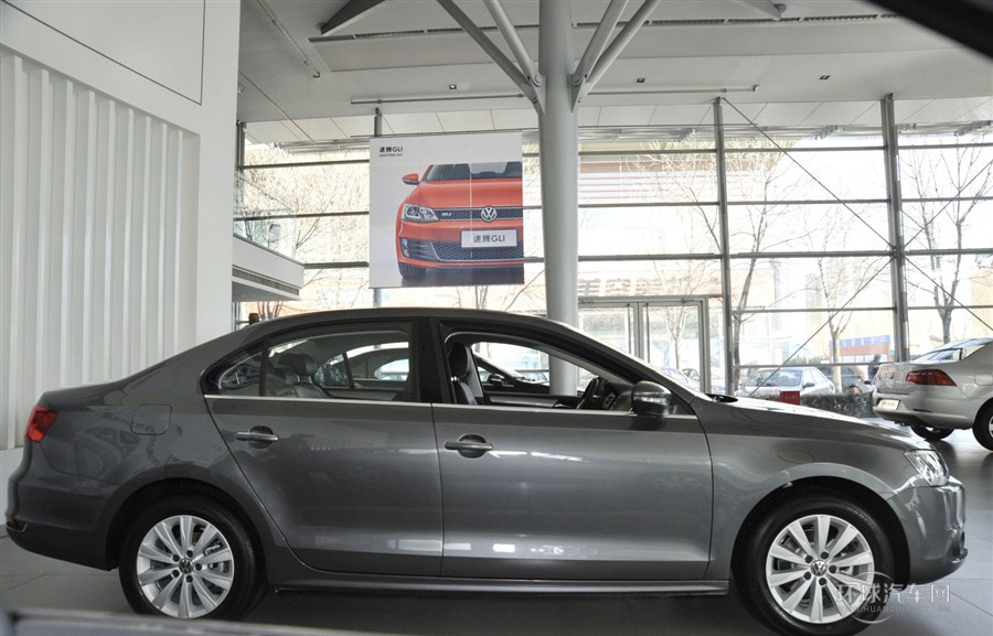 2014款 1.6L 手動時尚型