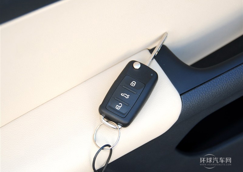 2014款 1.6L 手動舒適型