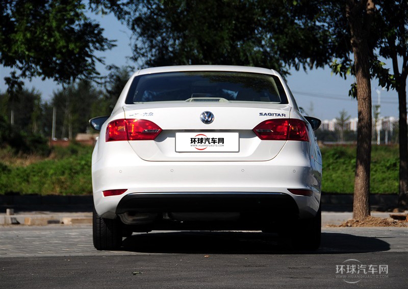 2014款 1.6L 手動舒適型