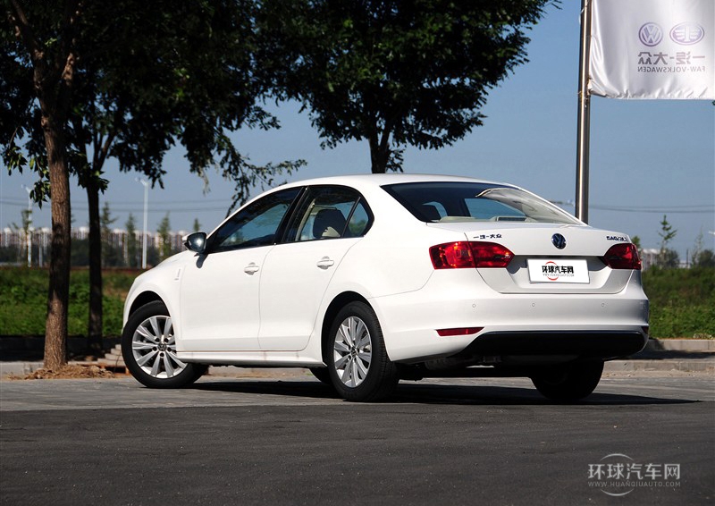 2014款 1.6L 手動舒適型