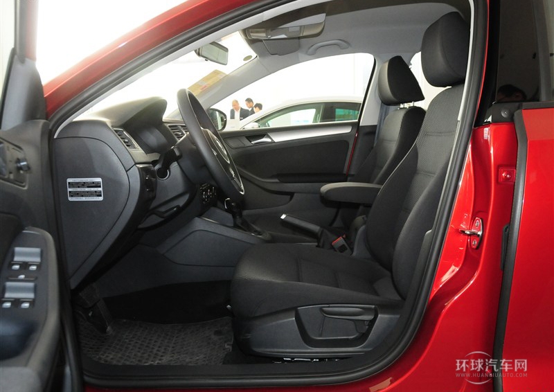 2014款 1.6L 自動(dòng)時(shí)尚型