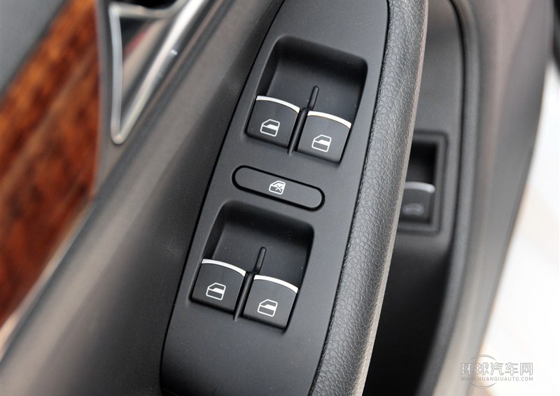 2014款 1.8TSI 自動旗艦版