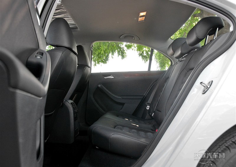 2014款 1.8TSI 自動(dòng)旗艦版