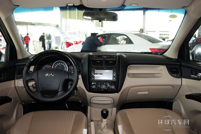 2013款 2.0L 手動兩驅(qū)版GL