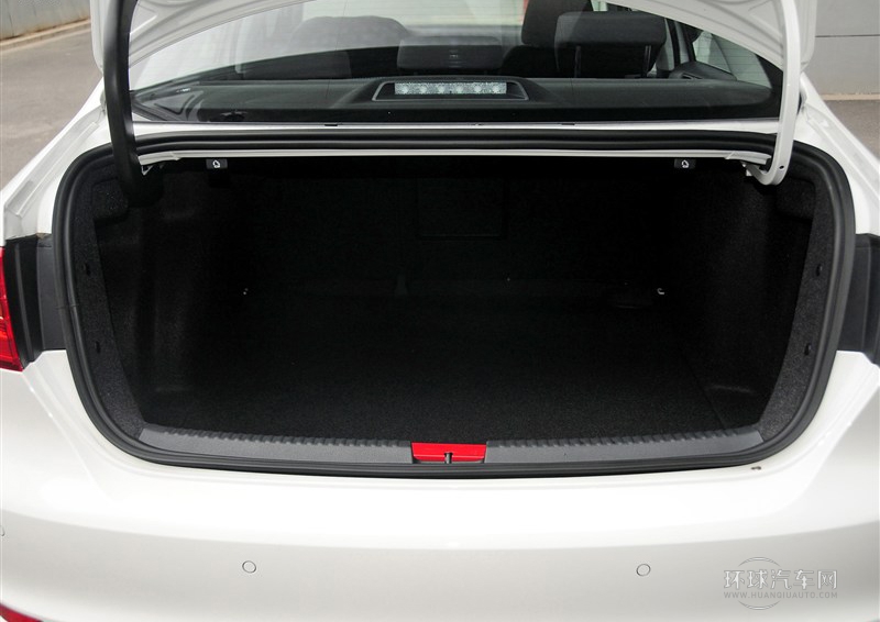 2014款 改款 1.4TSI 藍(lán)驅(qū)版