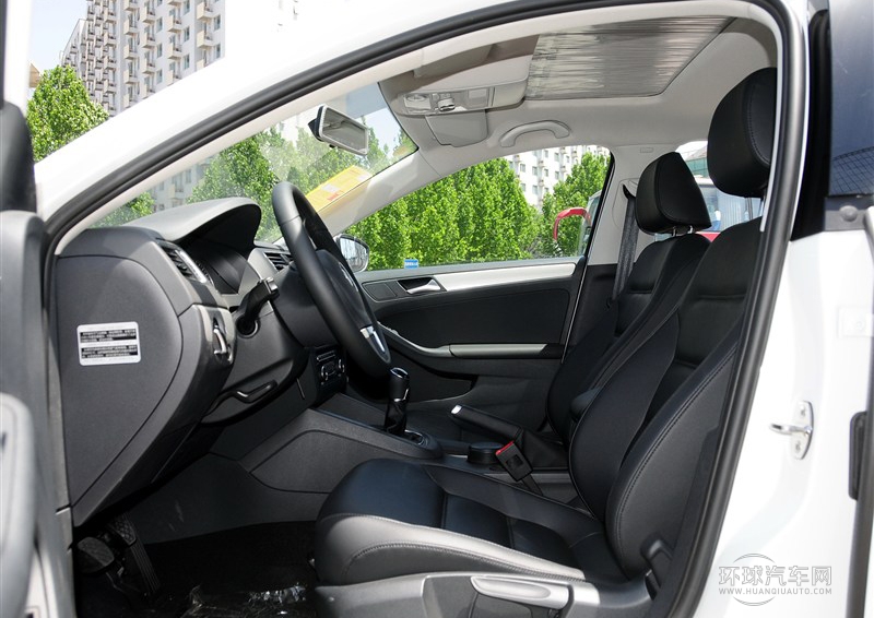 2014款 改款 1.4TSI 手動(dòng)豪華型