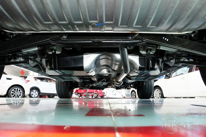 2013款 2.0L 手動兩驅版GLS