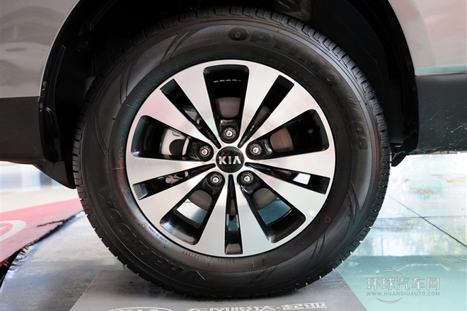 2013款 2.0L 手動兩驅版GLS