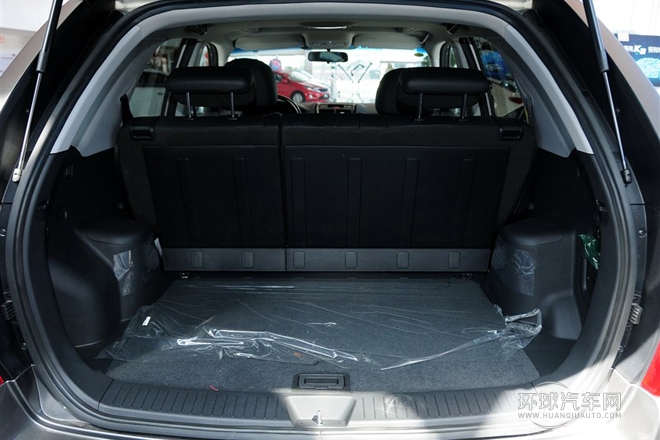 2013款 2.0L 手動兩驅(qū)版GLS