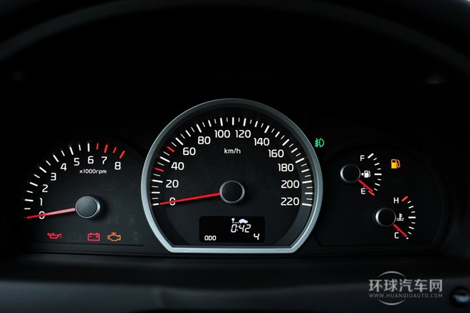 2013款 2.0L 手動兩驅版GLS