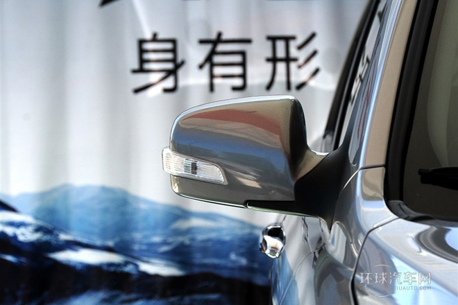 2013款 2.0L 手動兩驅(qū)版GLS