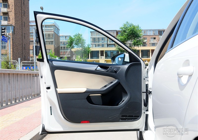 2014款 改款 1.6L 手動舒適型