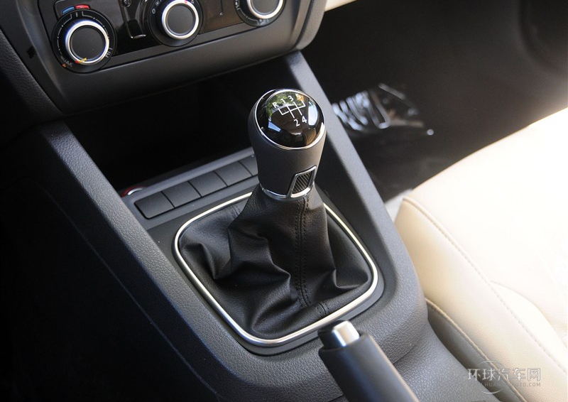 2014款 改款 1.6L 手動舒適型