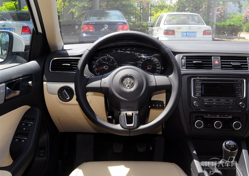 2014款 改款 1.6L 手動舒適型