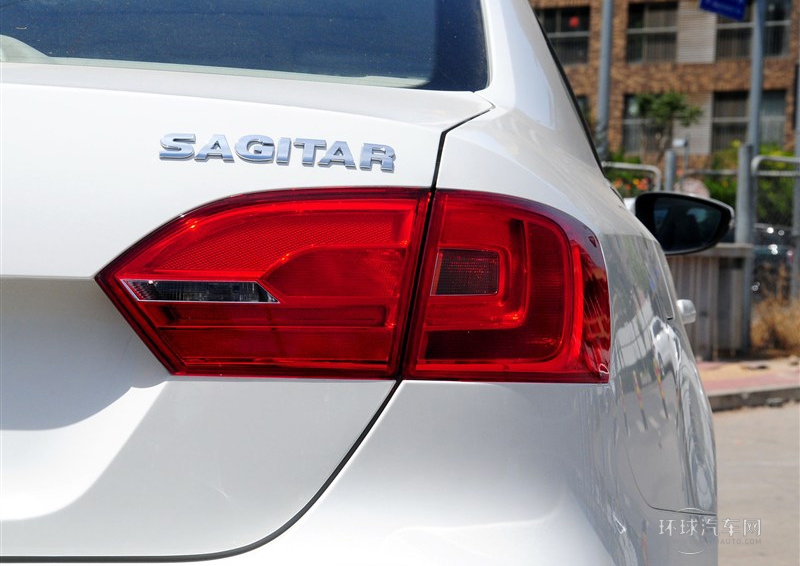 2014款 改款 1.6L 手動舒適型