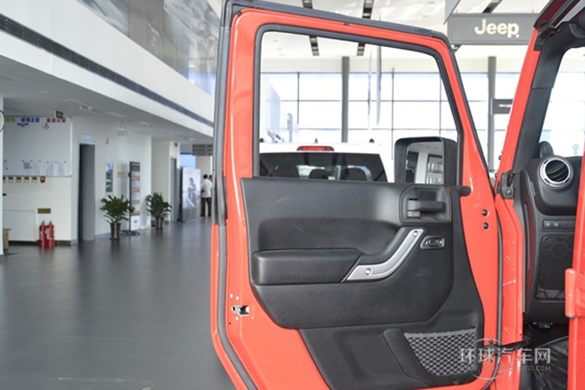 2013款 3.6L 四門版 Rubicon