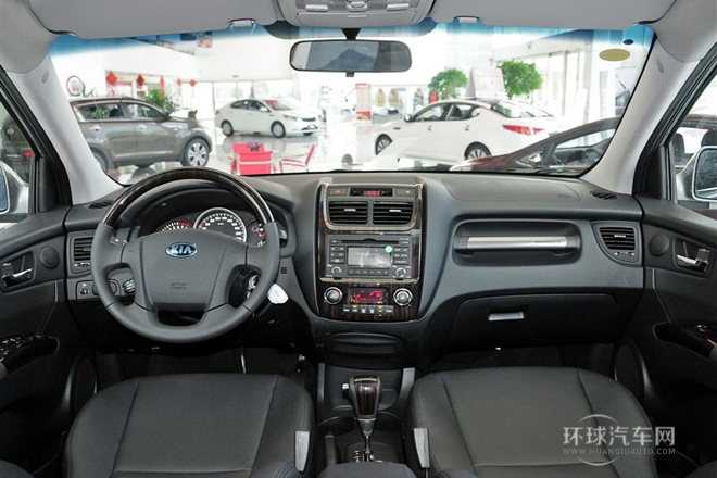 2013款 2.0L 自動兩驅(qū)版GLS