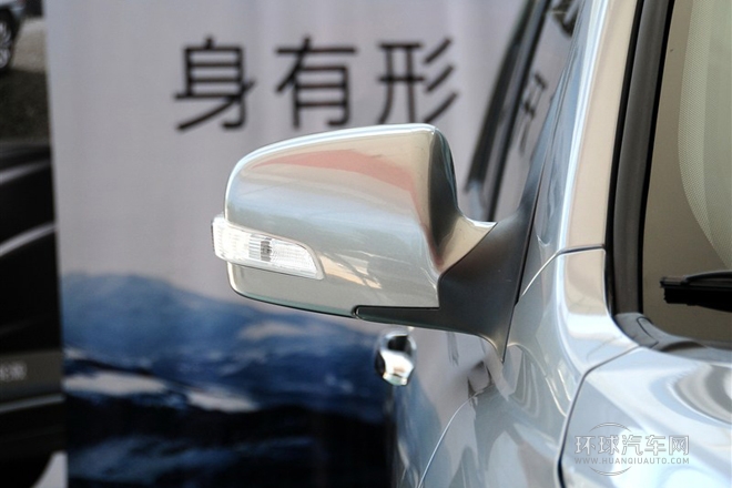 2013款 2.0L 自動兩驅版GLS