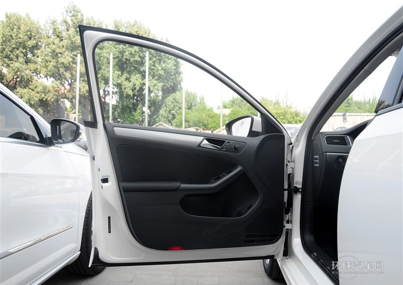 2014款 改款 1.6L 手動時尚型