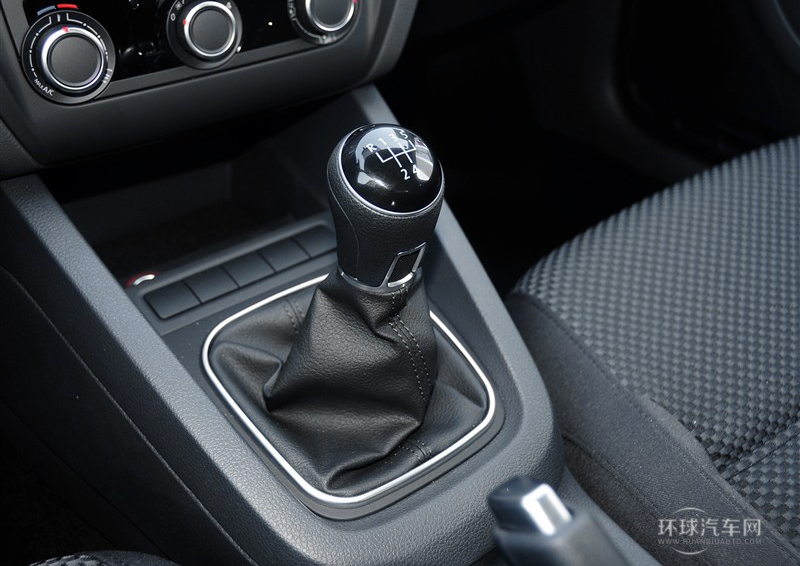 2014款 改款 1.6L 手動時尚型