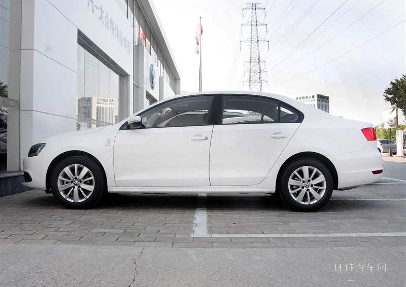 2014款 改款 1.6L 手動時尚型