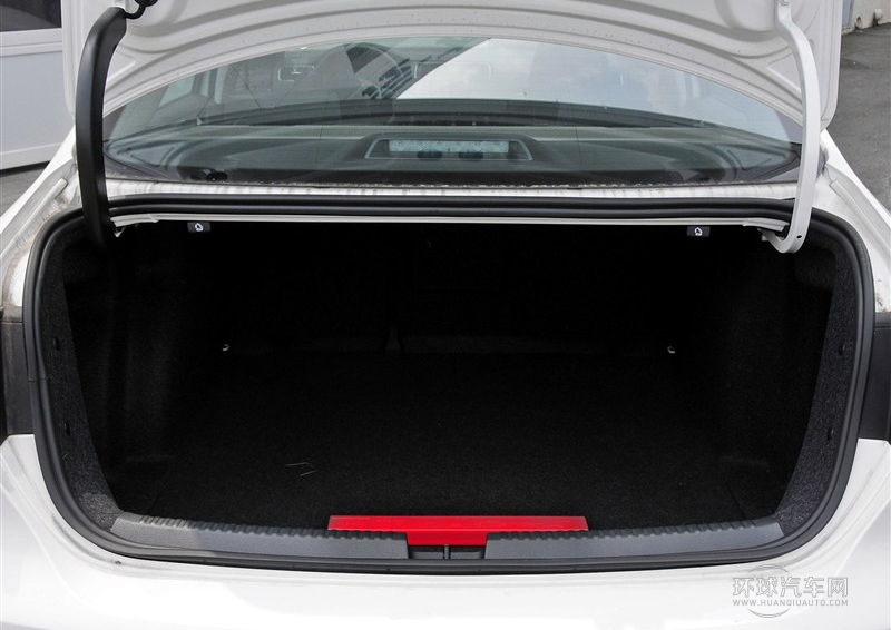 2014款 改款 1.6L 自動(dòng)時(shí)尚型