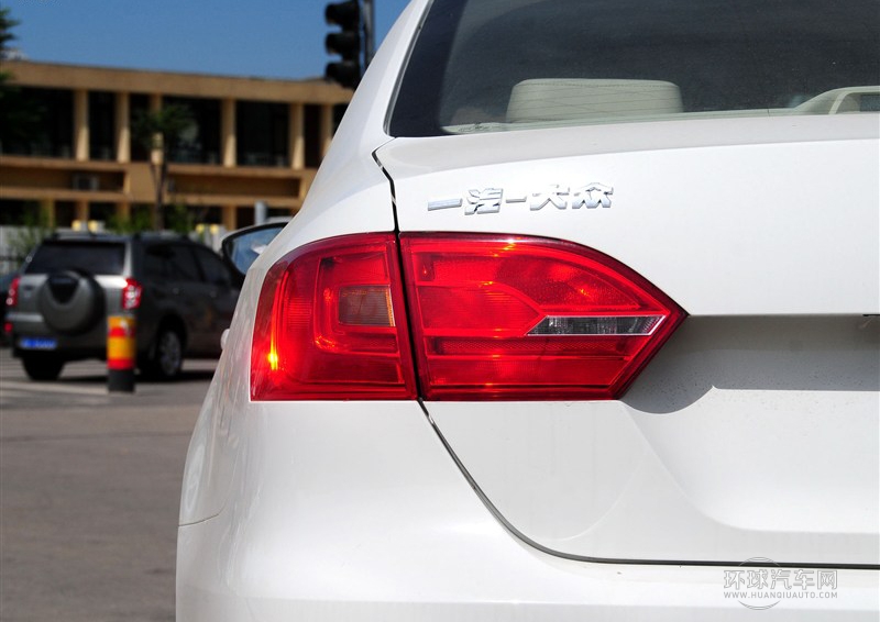 2014款 改款 1.6L 自動舒適型