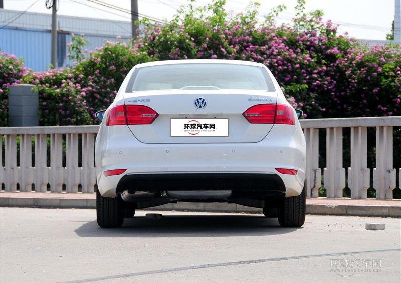 2014款 改款 1.6L 自動(dòng)舒適型